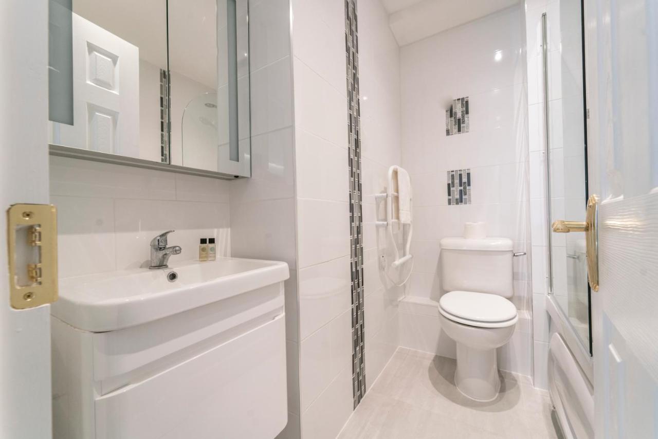 Luxurious Seaside Apartment Galway Exterior foto